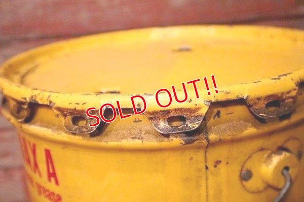 画像6: dp-230401-14 SHELL / RETINAX A 1960's 5 U.S. GALLONS OIL CAN