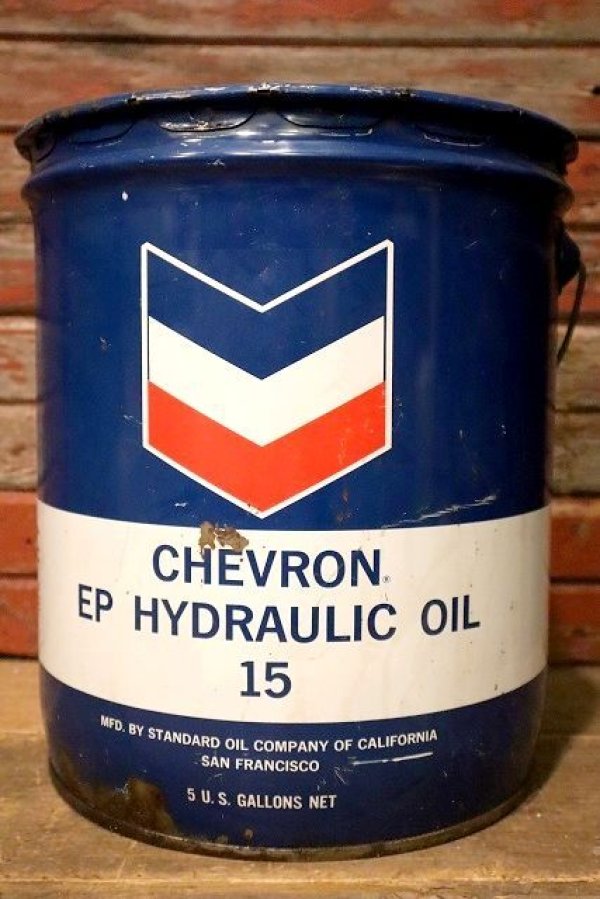 画像1: dp-230401-15 CHEVRON / 1960's 5 U.S. GALLONS OIL CAN