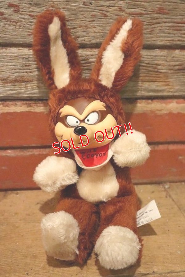 画像1: ct-230414-29 Wile E. Coyote / 1977 Rubber Face Doll