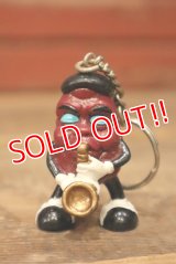 ct-201114-125 The California Raisins / 1988 PVC Keychain "Sax Player"