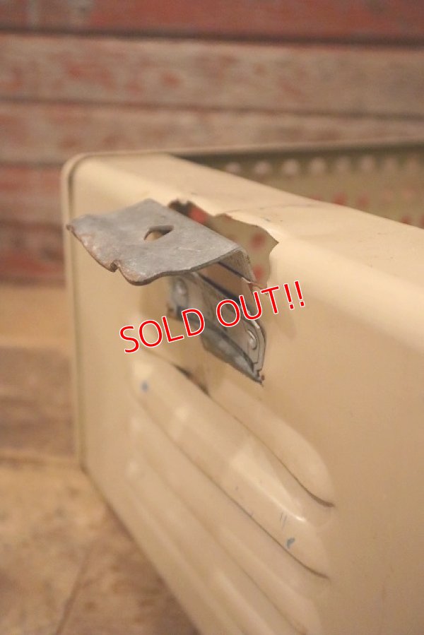 画像8: dp-230401-46 LYON Vintage Metal Basket