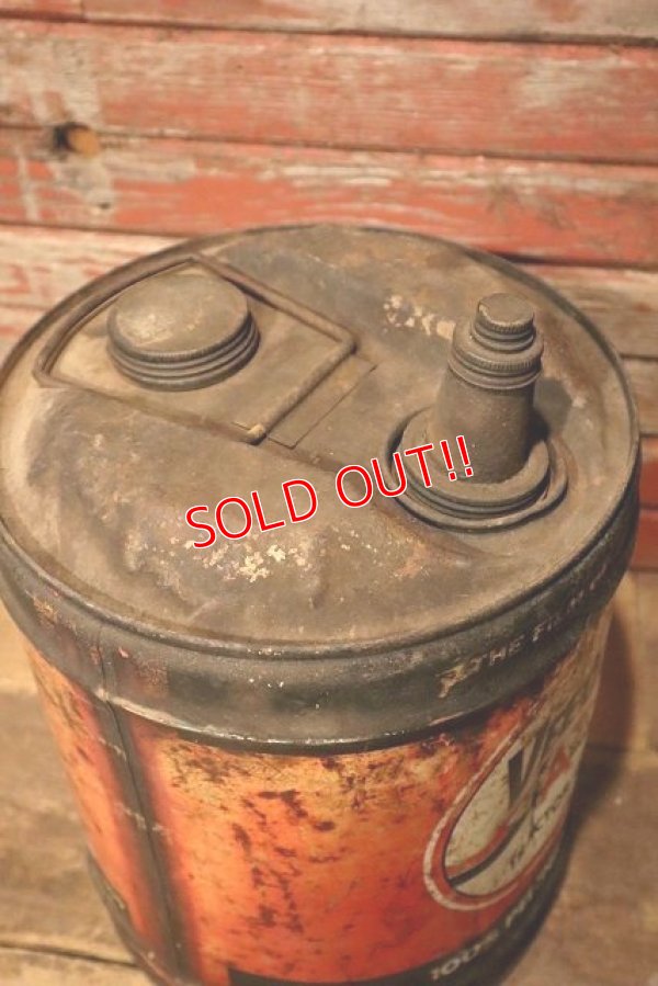 画像7: dp-230503-28 VEEDOL / TRACTOR OIL 1950's 5 U.S. GALLONS CAN