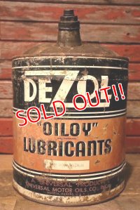 dp-230503-57 UNIVERSAL OIL CO., INC / DEZOL "OILPY" LUBRICANTS 1950's-1960's 5 U.S. GALLONS CAN