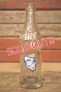 ct-230301-100 Donald Duck / 1950's Cola Bottle