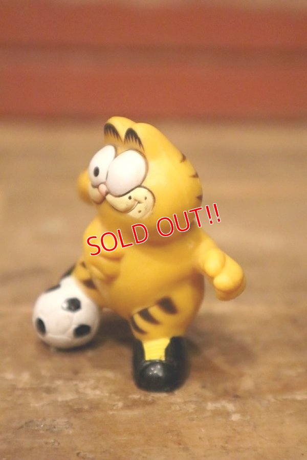画像2: ct-230503-02 Garfield / 1980's PVC Figure "Soccer"