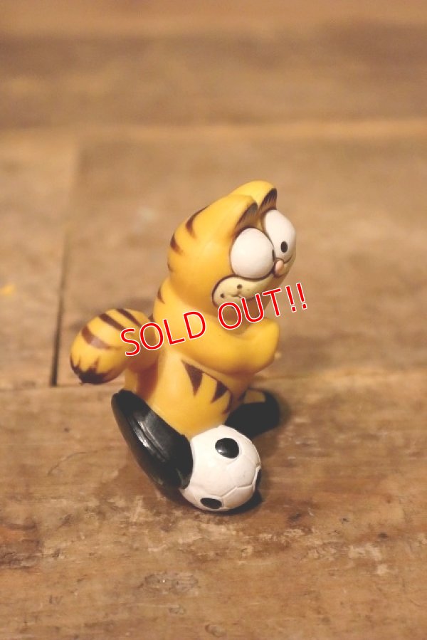 画像3: ct-230503-02 Garfield / 1980's PVC Figure "Soccer"