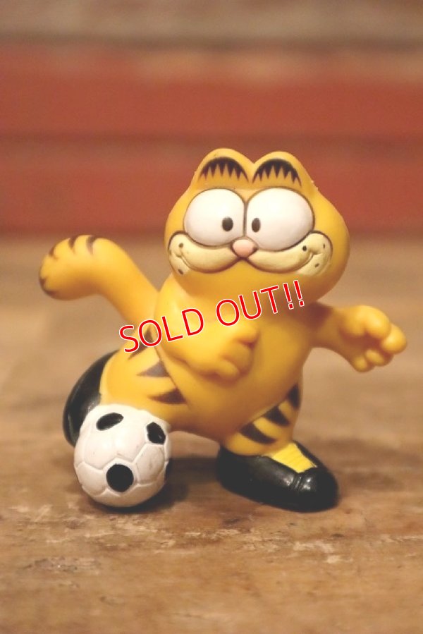 画像1: ct-230503-02 Garfield / 1980's PVC Figure "Soccer"