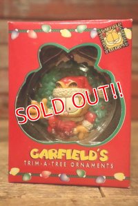 ct-230503-02 Garfield / 1996 TRIM-A-TREE ORNAMENT "Wreath"