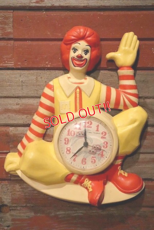 画像1: ct-230601-14 McDonald's / Ronald McDonald 1980's Wall Clock (A)