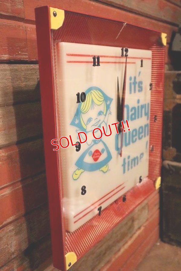 画像9: dp-230401-58 Dairy Queen / 1960's Lighted Wall Clock