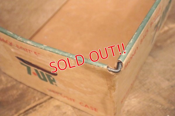 画像7: dp-230601-60 7up / 1960's-1970's Cardboard Deposit Case