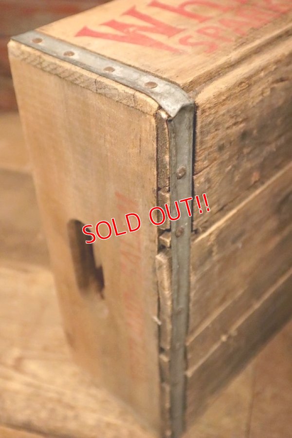 画像10: dp-230401-12 White Rock / Vintage Wood Box