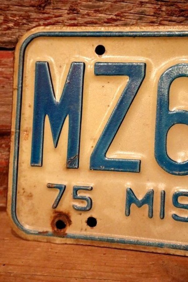画像2: dp-230601-21 License Plate 1975 MISSOURI  "MZ6-957"