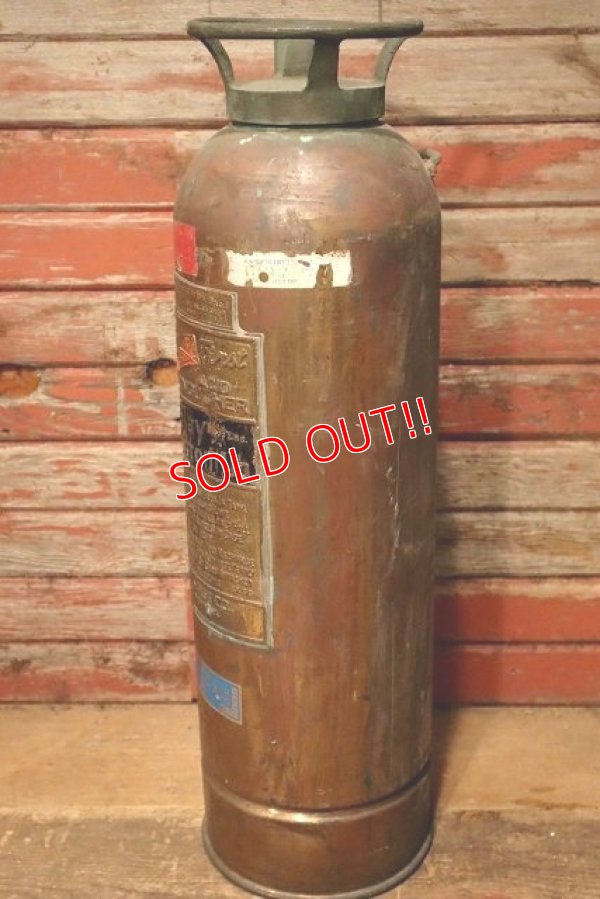 画像4: dp-230608-16 Safety First / 1950's〜Metal Fire Extinguisher