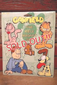 ct-230503-02 Garfield / ATA-BOY 2003 Magnet Set