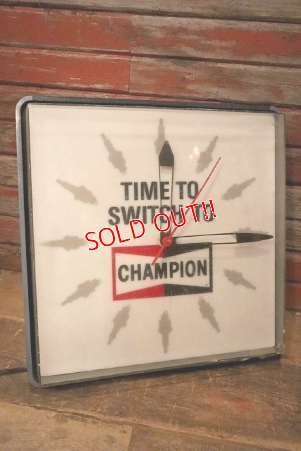 画像4: dp-230608-03 CHAMPION / 1960's-1970's Lighted Clock