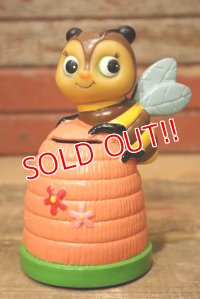 ct-230701-07 1970's / DAKIN Bee Coin Bank