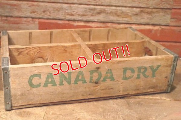 画像3: dp-230724-12 CANADA DRY / 1970's Wood Box