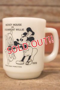 kt-230809-06 Mickey Mouse / Anchor Hocking 1980's 9oz Mug "Steam boat willy"
