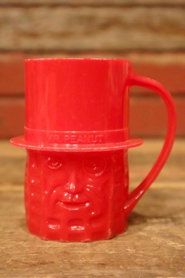 画像1: ct-230809-10 PLANTERS / MR.PEANUT 1950's Plastic Mug (Red)