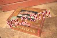 dp-230809-13 PHILADELPHIA PHILLIES / Vintage Tobacco Can