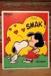 画像1: ct-230809-05 Snoopy & Lucy / Playskool 1980's Wood Frame Tray Puzzle "SMAK!" (1)