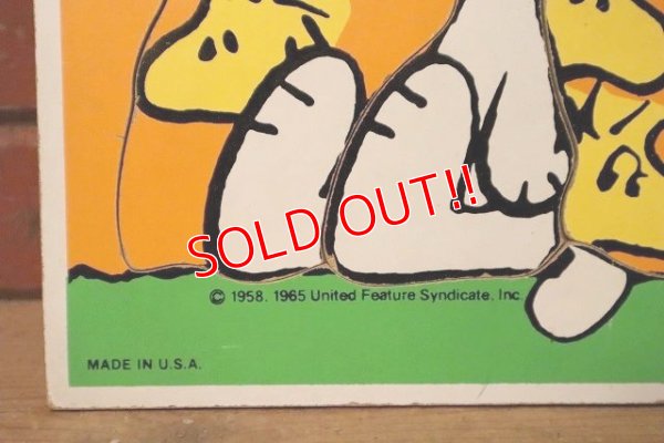 画像3: ct-230809-01 Snoopy & Woodstock / Playskool 1980's Wood Frame Tray Puzzle "Beagle Buddies"