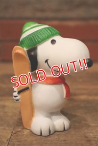 ct-230801-19 Snoopy / Danara 1970's-1980's Squeaky Toy "Ski"