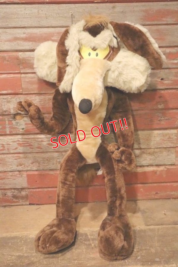 画像1: ct-230701-46 Wile E. Coyote / Play By Play 1997 Big Plush Doll