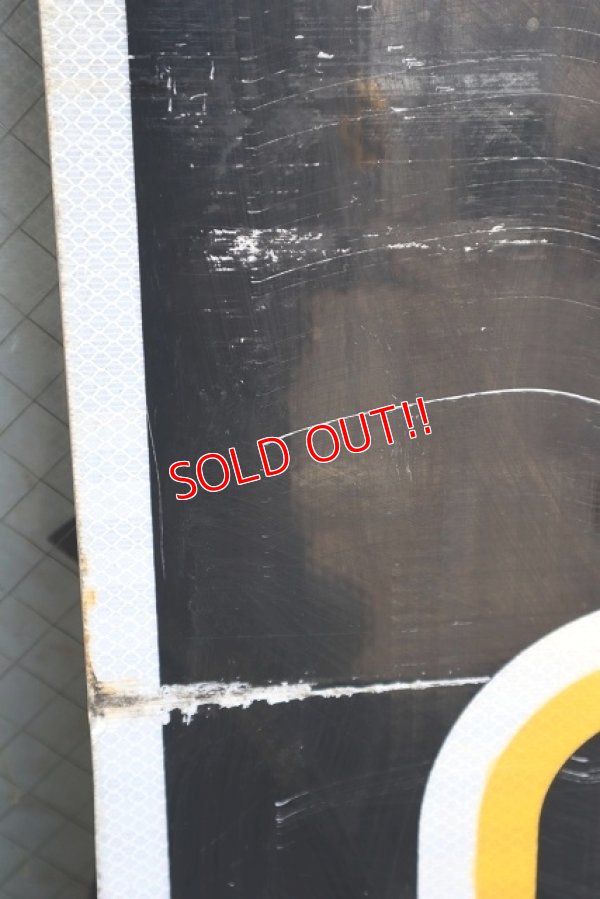 画像4: dp-230503-39 DQ (Dairy Queen) Grill & Chill / Large Road Sign