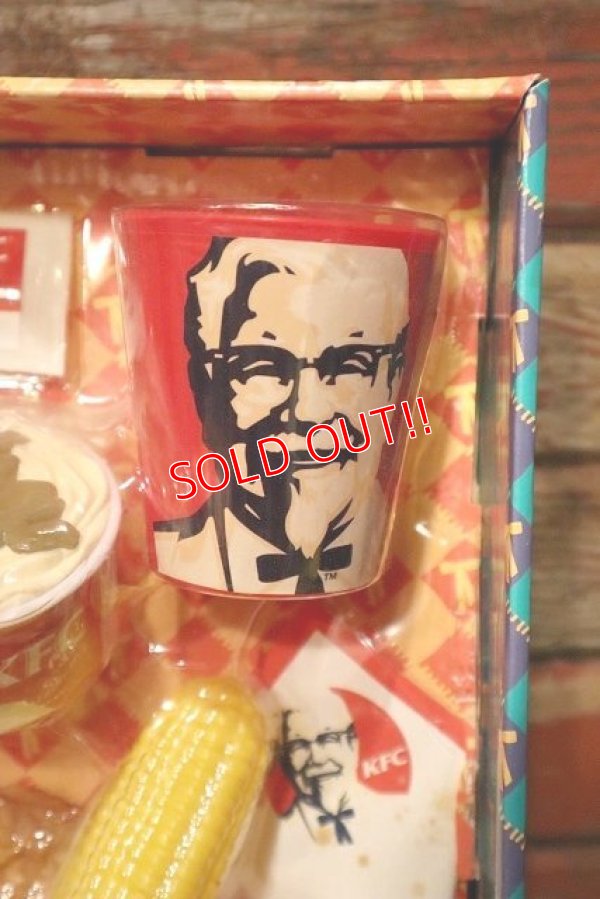 画像3: dp-230809-31 KFC / 2004 Picnic Play Set
