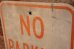 画像2: dp-230901-109 Road Sign / NO PARKING THIS SIDE OF STREET (2)