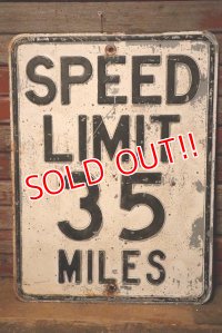 dp-230901-05 Road Sign / SPEED LIMIT 35 MILES 