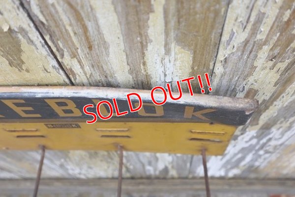 画像7: dp-230901-132 AMERICAN BRAKEBLOK / Vintage FAN BELT Hook Display