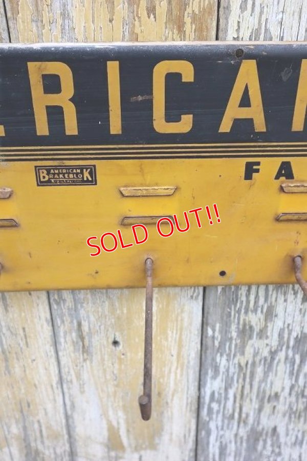 画像3: dp-230901-132 AMERICAN BRAKEBLOK / Vintage FAN BELT Hook Display