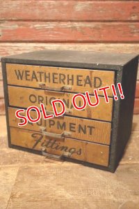dp-230901-110 WEATHERHEAD / 1950's Metal Cabinet