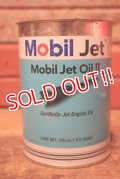 dp-230901-92 Mobil / Jet Oil II One U.S. Quart Can