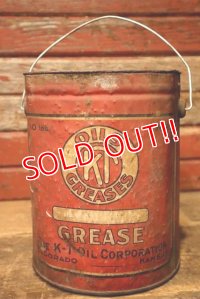 dp-230901-75 THE K-T OIL CORPORATION / KT OILS GREASES VINTAGE CAN