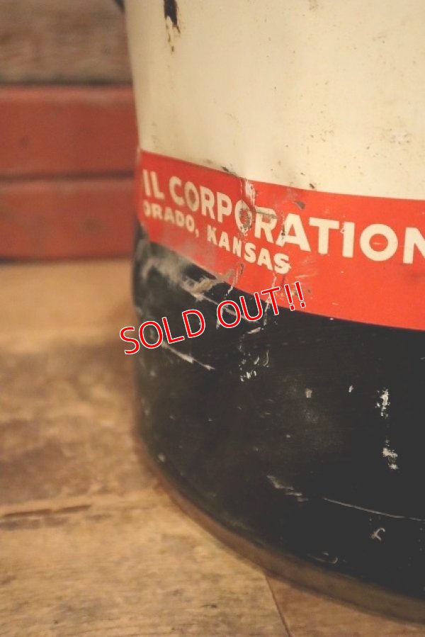 画像9: dp-230901-58 THE K-T OIL CORPOLATION / 1953 FLEET 35 POUNDS GREASE CAN 