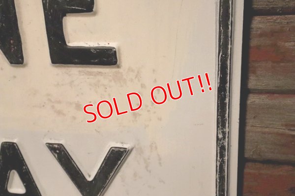 画像5: dp-230901-139 Road Sign / ONE WAY TRAFFIC