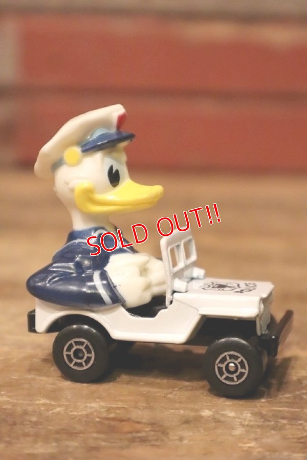 画像3: ct-230901-11 Donald Duck / MATCHBOX 1979 Die-Cast Metal Car 