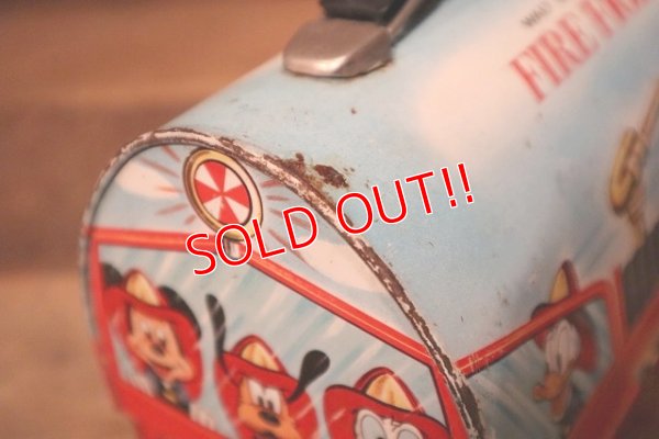 画像13: ct-231001-05 Walt Disney Character / ALADDIN 1969 FIRE FIGHTERS Metal Lunch Box