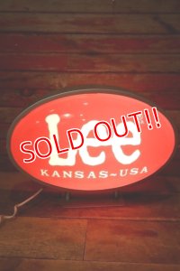 dp-230901-134 Lee / 1990's Store Display Lighted Sign