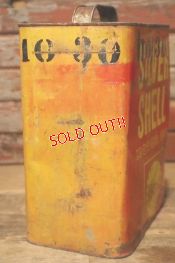 画像4: dp-231012-61 SILVER SHELL / 1950's TWO U.S.GALLONS MOTOR OIL CAN