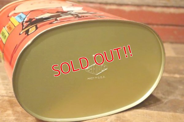 画像12: ct-231001-58 Snoopy & Charlie Brown / CHEINCO 1970's Trash Can (Red)