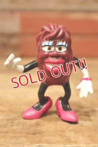 ct-231001-52 The California Raisins / 1988 PVC Figure "Pink Shoes Female"
