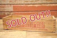 dp-231101-23 Breakstone's CREAM CHEESE BARS / Vintage Wood Box
