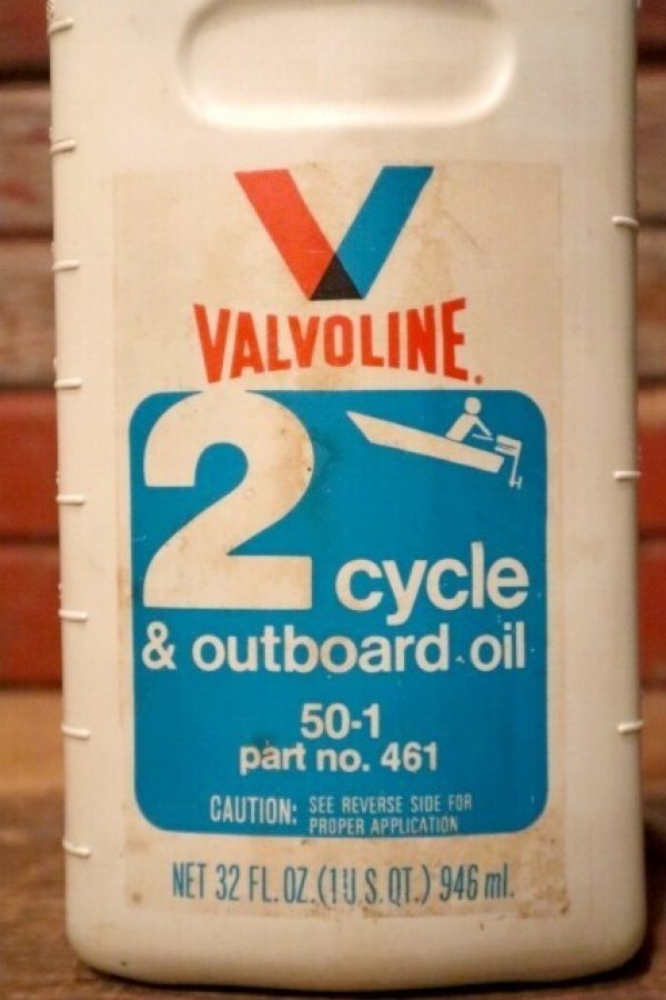 画像2: dp-231016-82 VALVOLINE / 2 Cycle & Outboard Oil Plastic Bottle