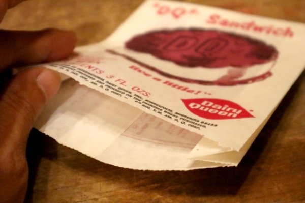 画像4: dp-231001-26 Dairy Queen / 1960's "DQ" Sandwich Paper Bag (B)