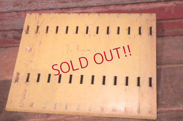 画像6: dp-231101-27 TUNG-SOL / Vintage Metal Sign